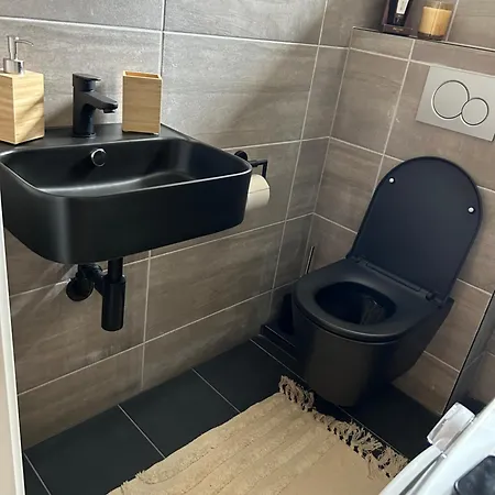 Urban Heart Of Апартаменты Братислава